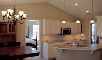 1307 21st St, Bentonville, AR 72712