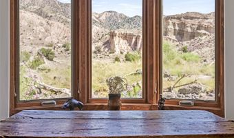 34 Rincon Canada, Abiquiu, NM 87510