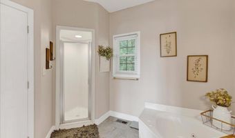 192 KENTWOOD Dr, Alabaster, AL 35007