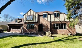407 NE 17th Ave, Aberdeen, SD 57401