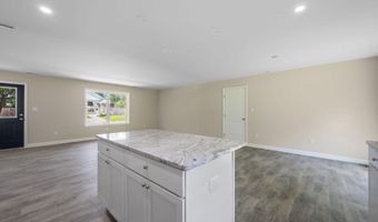 613 W 8TH St, Laurel, DE 19956