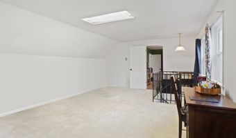 5512 DUNSMORE Rd, Alexandria, VA 22315