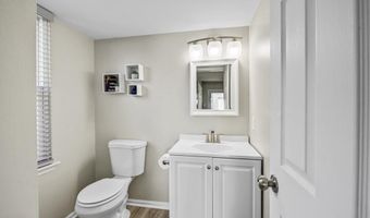 40 WINDINGBROOK Dr, Atco, NJ 08004