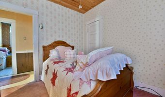 168-170 Brookside Ave, Amsterdam, NY 12010