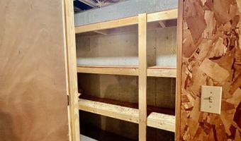 125 E Main St, Agency, IA 52530
