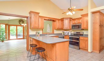 1221 Bridge Park Dr, Alton, IL 62002