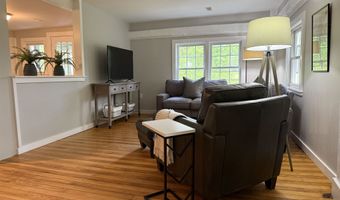 31 Water St #1, Bradford, NH 03221