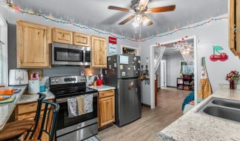 122 Nash Dr, Athens, TN 37303