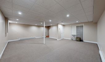 20 Driftway Rd, Danbury, CT 06811