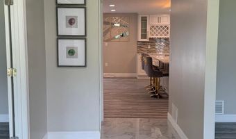 104 LAKE FRONT Dr, Dover, DE 19904