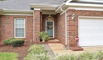 5607 Oak Dr, Charlotte, NC 28216