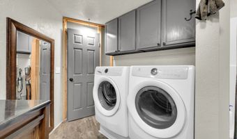 25761 FEATHER Dr, Veneta, OR 97487