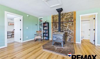 21 Sunburst Dr, Cody, WY 82414