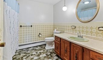 73 Grandview Dr, Cumberland, RI 02864