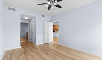 888 N QUINCY St 1411, Arlington, VA 22203