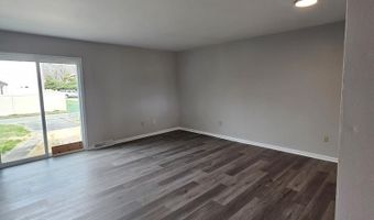 33 FIELDSTONE Ct, Dover, DE 19904