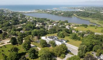 553 Bellevue Ave 14, Newport, RI 02840