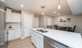 1053 NE 58th Ln, Ankeny, IA 50021