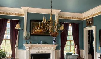 2004 SEVEN MEADOWS Ln, Appomattox, VA 24522