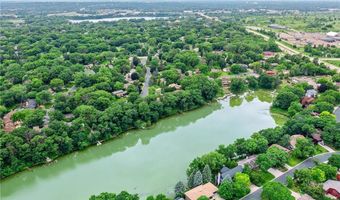 1267 Nursery Hill Ln, Arden Hills, MN 55112
