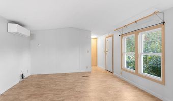 1 Pine Grove Ln, Augusta, ME 04330