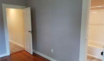 49 Merton Rd 2, Newport, RI 02840