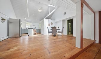 60 Old Deerfield Rd, Candia, NH 03034