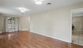 897 Auburn Dr, Biloxi, MS 39532