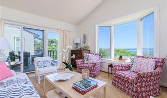 36 Newport St, Jamestown, RI 02835