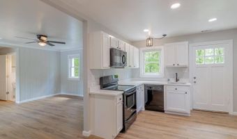 1816 Maple Ln, Accokeek, MD 20607