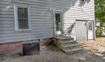 25 Winter St, Bangor, ME 04401