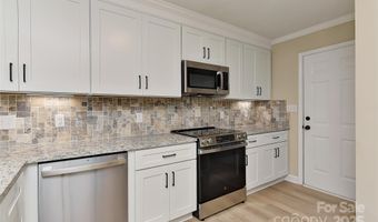 3325 Arboretum Vw, Charlotte, NC 28226