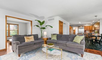 2197 Knollpoint Dr NE, Ada, MI 49301