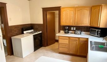 711 8th Ave NW, Austin, MN 55912