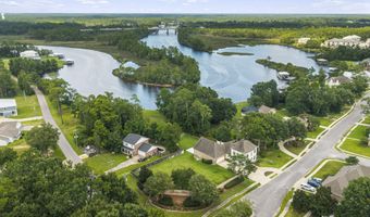 1908 Courtney Ln, Biloxi, MS 39532