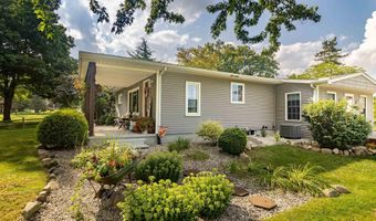 2816 Sharp, Adrian, MI 49221