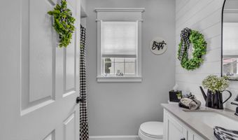 220 Edward Ave, Bayville, NJ 08721