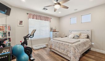 4221 S NEWPORT St, Chandler, AZ 85249