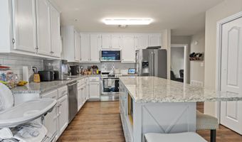 10676 N Oak Crest Dr, Biloxi, MS 39532
