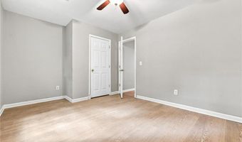 26 Boones Ridge Dr SE, Acworth, GA 30102