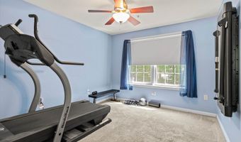 16 Breakneck Rd, Hudson, NH 03051