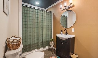 702 Presley St S, Atmore, AL 36502