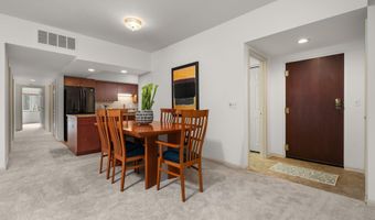 2125 Nature Cove Ct 108, Ann Arbor, MI 48104