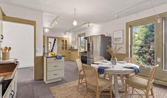 18 Cobb Rd, Belfast, ME 04915