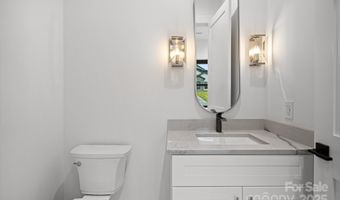 324 Avery Trail Dr 26, Arden, NC 28704