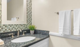5720 Skyview Way E, Agoura Hills, CA 91301
