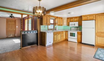 1517 SW 9th Ave, Aberdeen, SD 57401