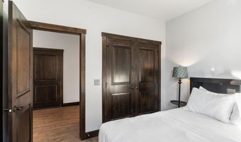 805 Broken Choker Ln, Bigfork, MT 59911