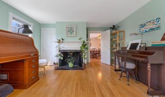 390 Front St, Bath, ME 04530