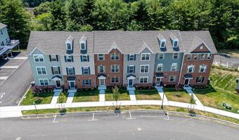 220 Anchor Way, Aberdeen, NJ 07721